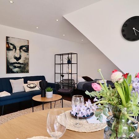 Sunset Apartment: Free Parking + Balcony + Netflix Essen Kültér fotó