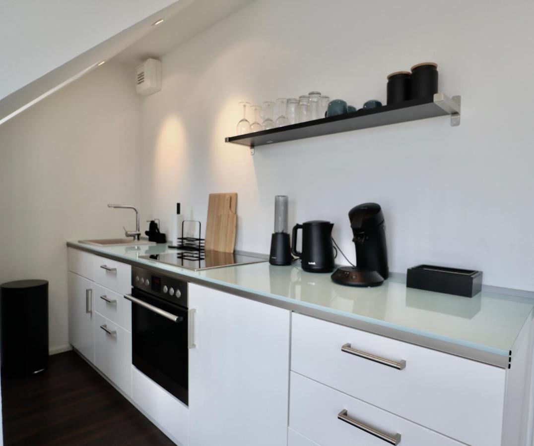 Sunset Apartment: Free Parking + Balcony + Netflix Essen Kültér fotó