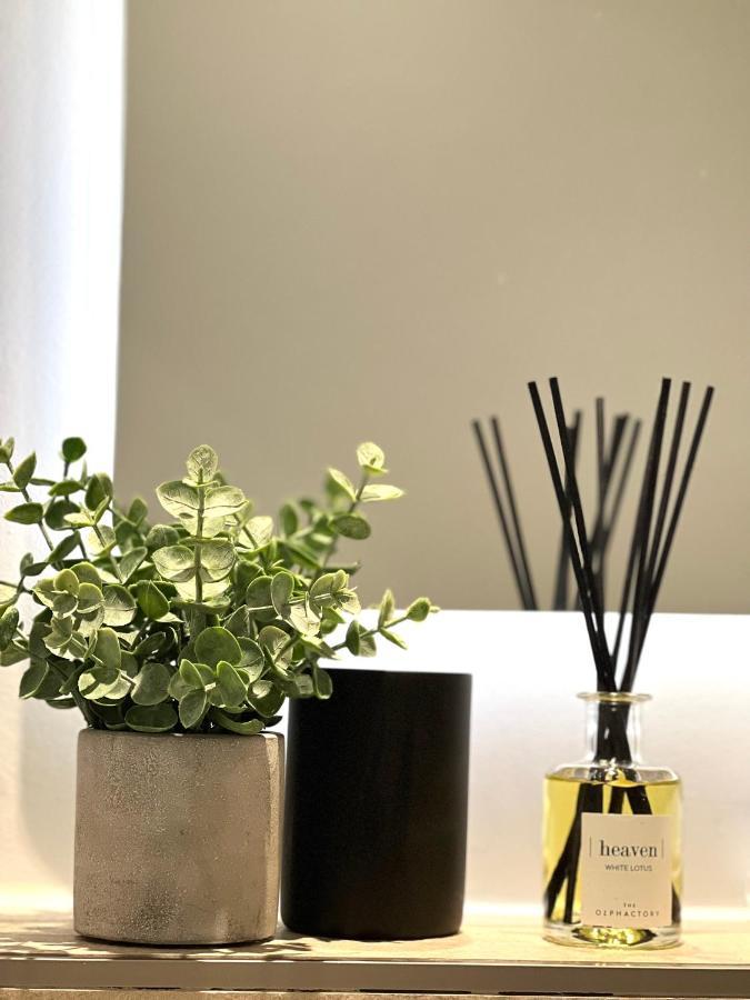 Sunset Apartment: Free Parking + Balcony + Netflix Essen Kültér fotó